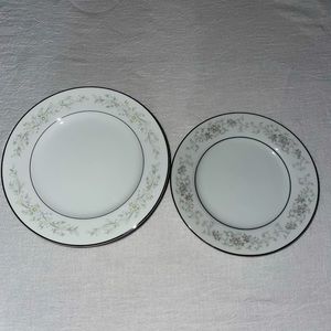 Six vintage Carlion Dessert Plates and Two Camelot China Carrousel Teacup Plates